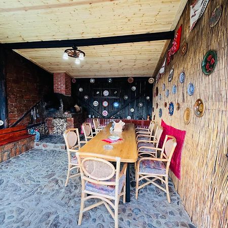 Casa De Sub Hora Villa Zărneşti Bagian luar foto